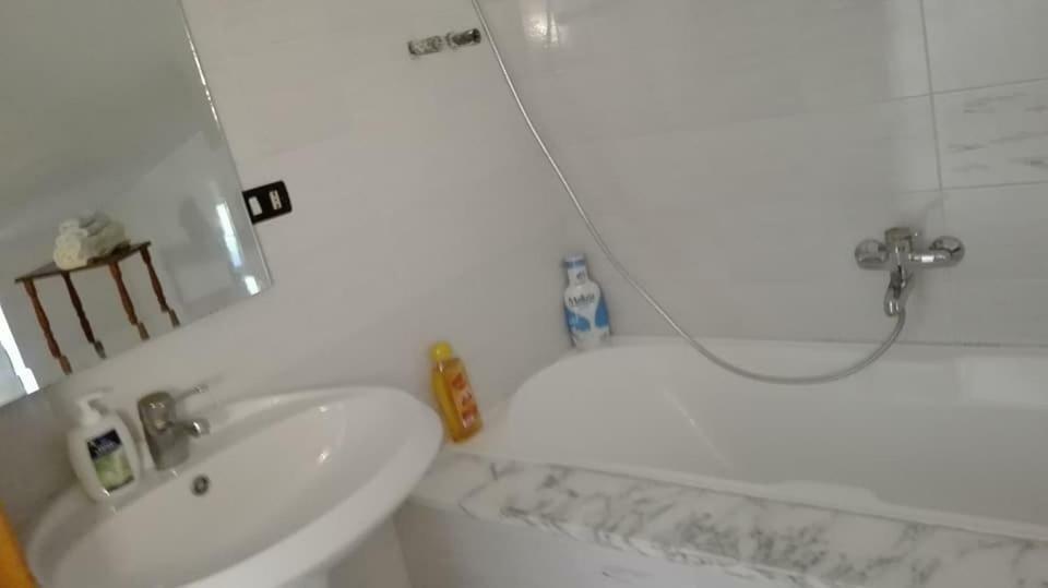 B&B Sentiero Romantico Еболи Екстериор снимка