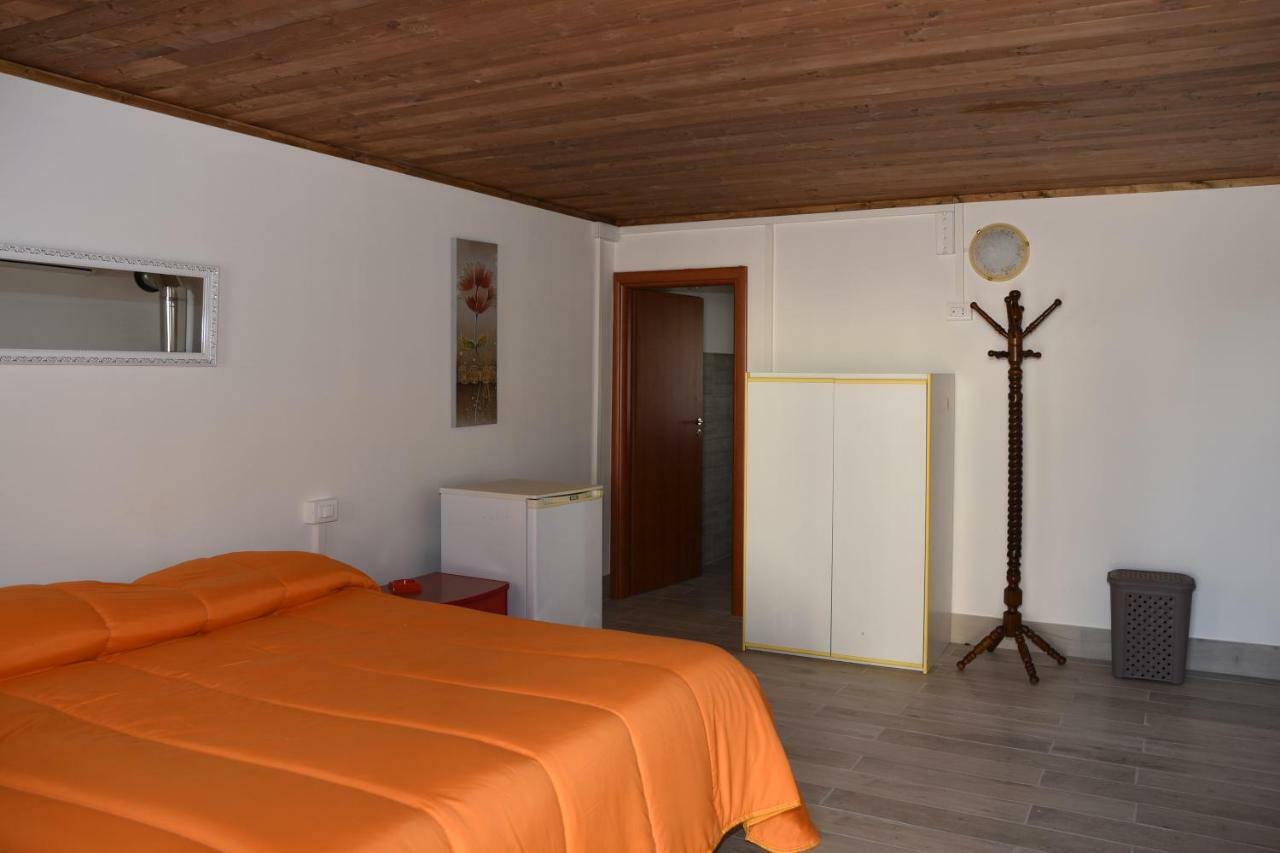 B&B Sentiero Romantico Еболи Екстериор снимка